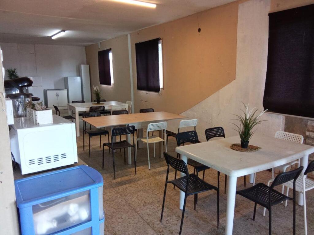 Coruna Backpackers Hostel 카르바요 외부 사진